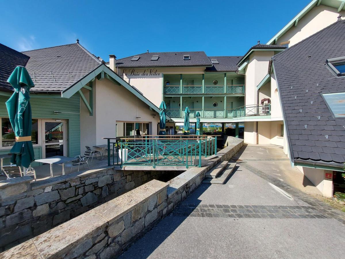 Au Bord Du Lac D'Annecy, Logement Type Loft, Dans Residence Avec Plage Et Ponton Privee Duingt Exteriér fotografie